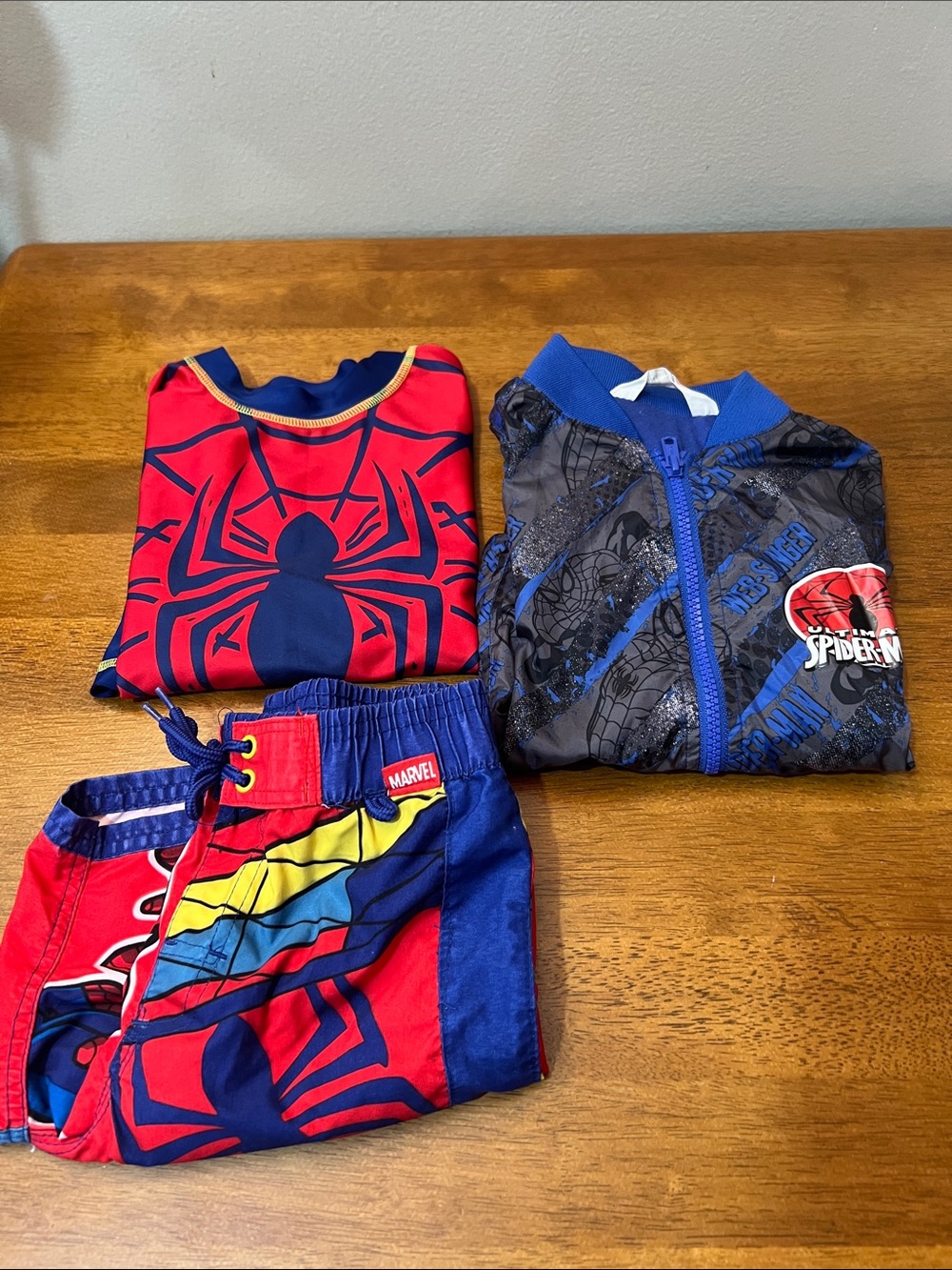 H&M Marvel Red, Blue & Yellow Spider-Man Swim Set size 6-7 Years